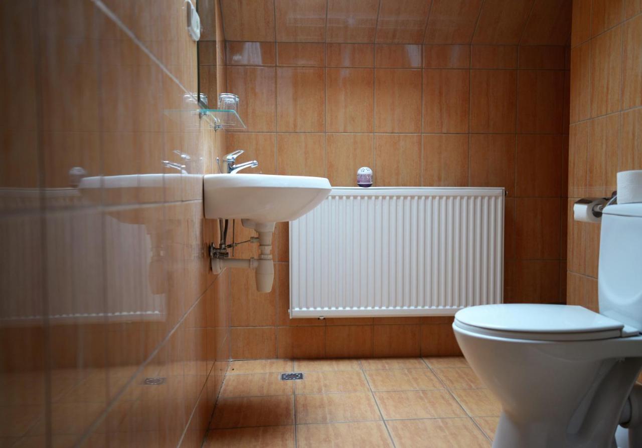 Gosciniec Czarci Mlyn Bed & Breakfast Będzin Екстериор снимка