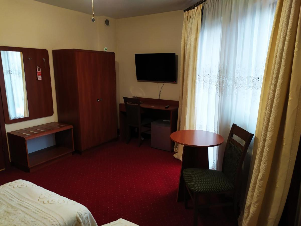 Gosciniec Czarci Mlyn Bed & Breakfast Będzin Екстериор снимка
